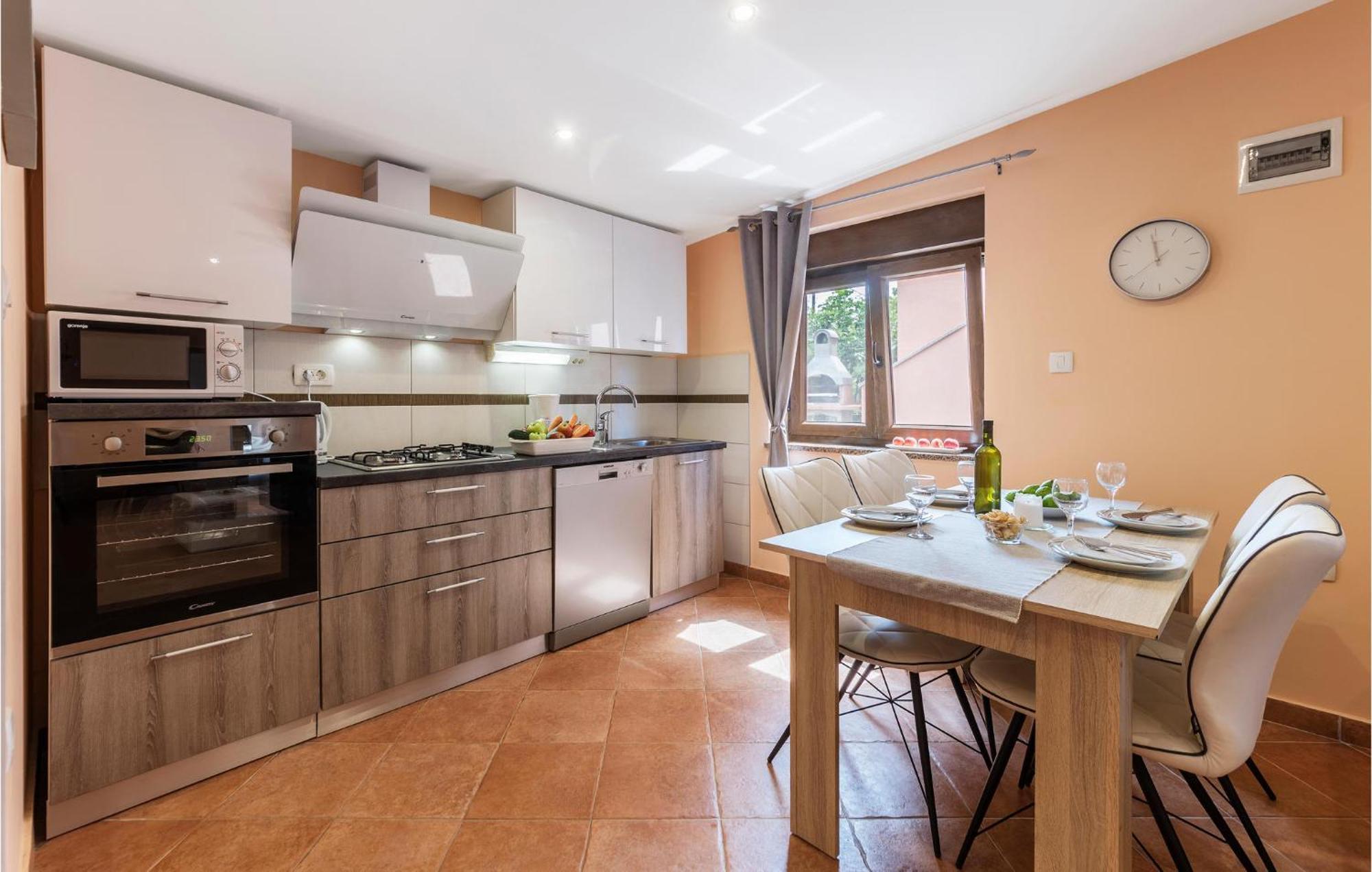 1 Bedroom Stunning Apartment In Pula Exteriér fotografie