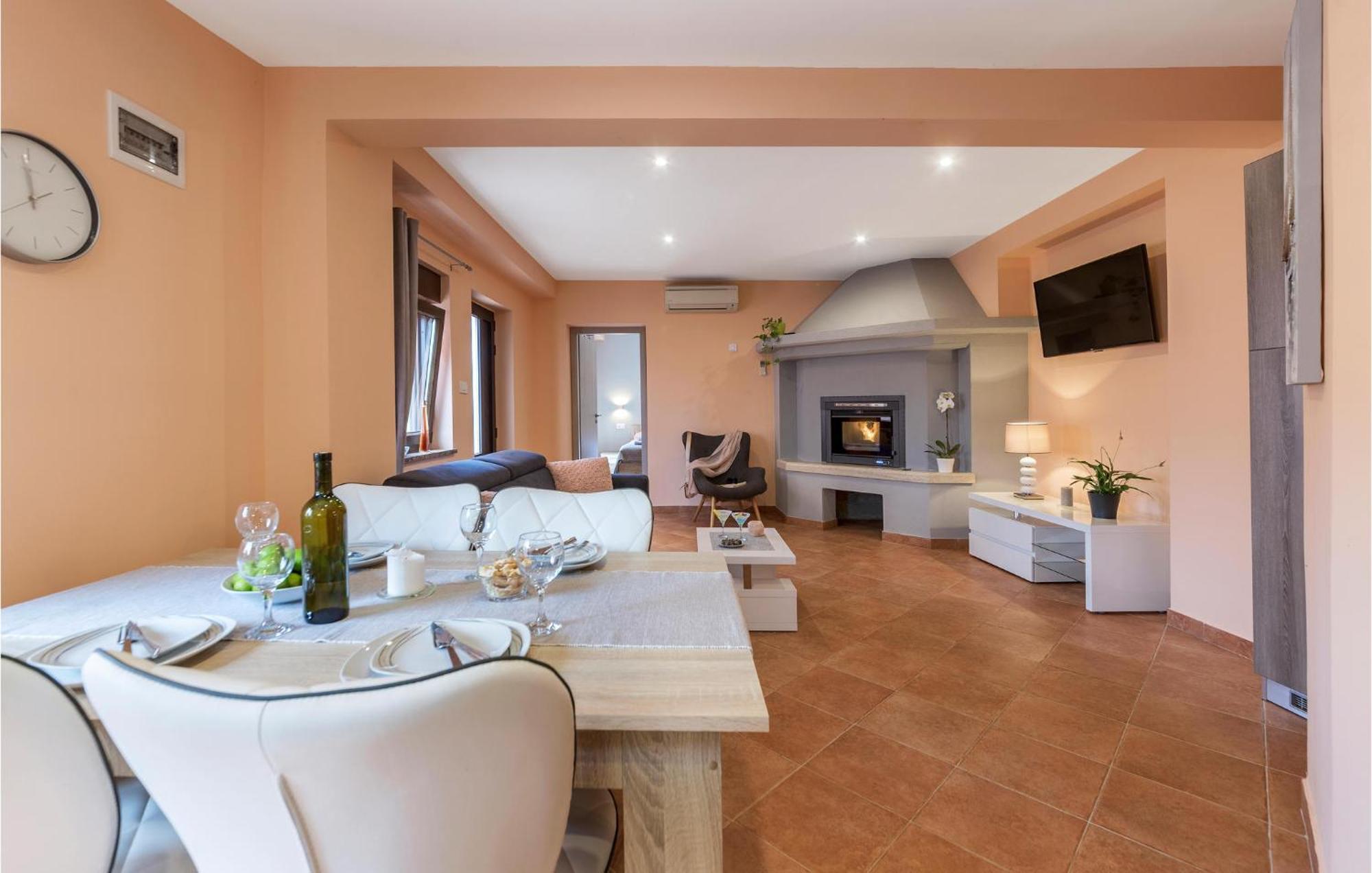 1 Bedroom Stunning Apartment In Pula Exteriér fotografie